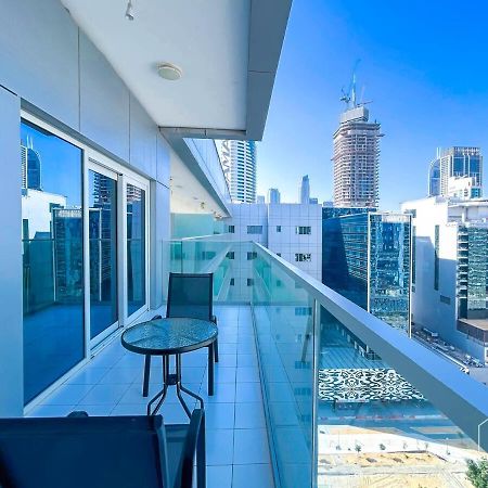 Luxury Stay At Damac Majestine With Balcony & Views ドバイ エクステリア 写真