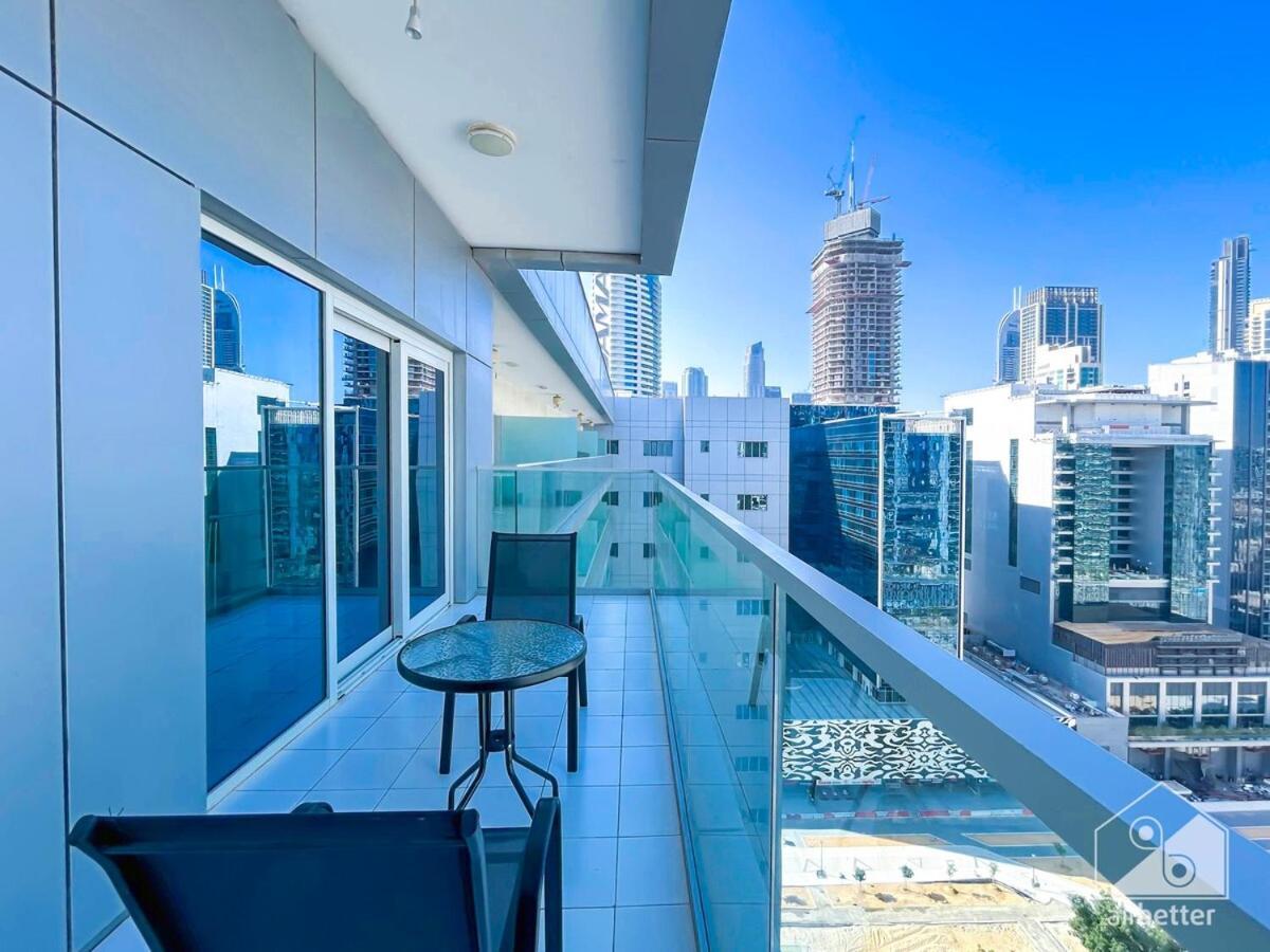 Luxury Stay At Damac Majestine With Balcony & Views ドバイ エクステリア 写真