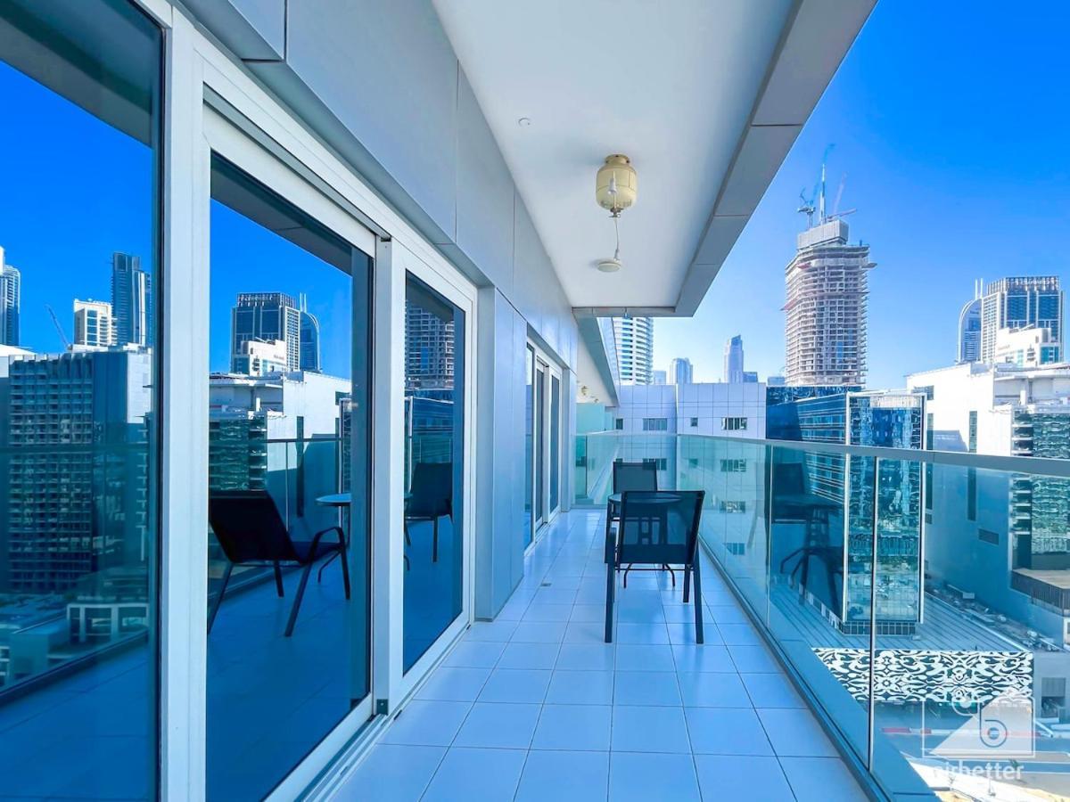 Luxury Stay At Damac Majestine With Balcony & Views ドバイ エクステリア 写真