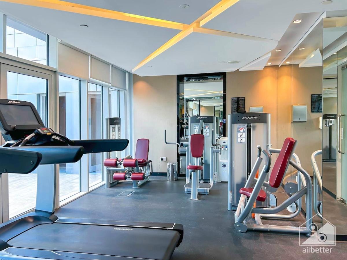 Luxury Stay At Damac Majestine With Balcony & Views ドバイ エクステリア 写真