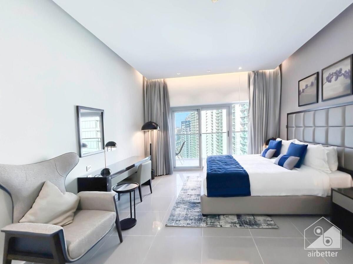 Luxury Stay At Damac Majestine With Balcony & Views ドバイ エクステリア 写真