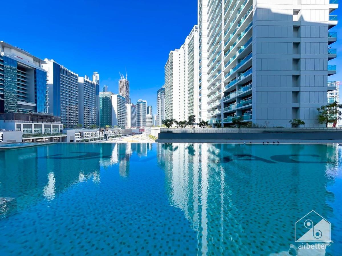 Luxury Stay At Damac Majestine With Balcony & Views ドバイ エクステリア 写真