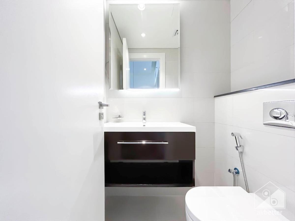 Luxury Stay At Damac Majestine With Balcony & Views ドバイ エクステリア 写真