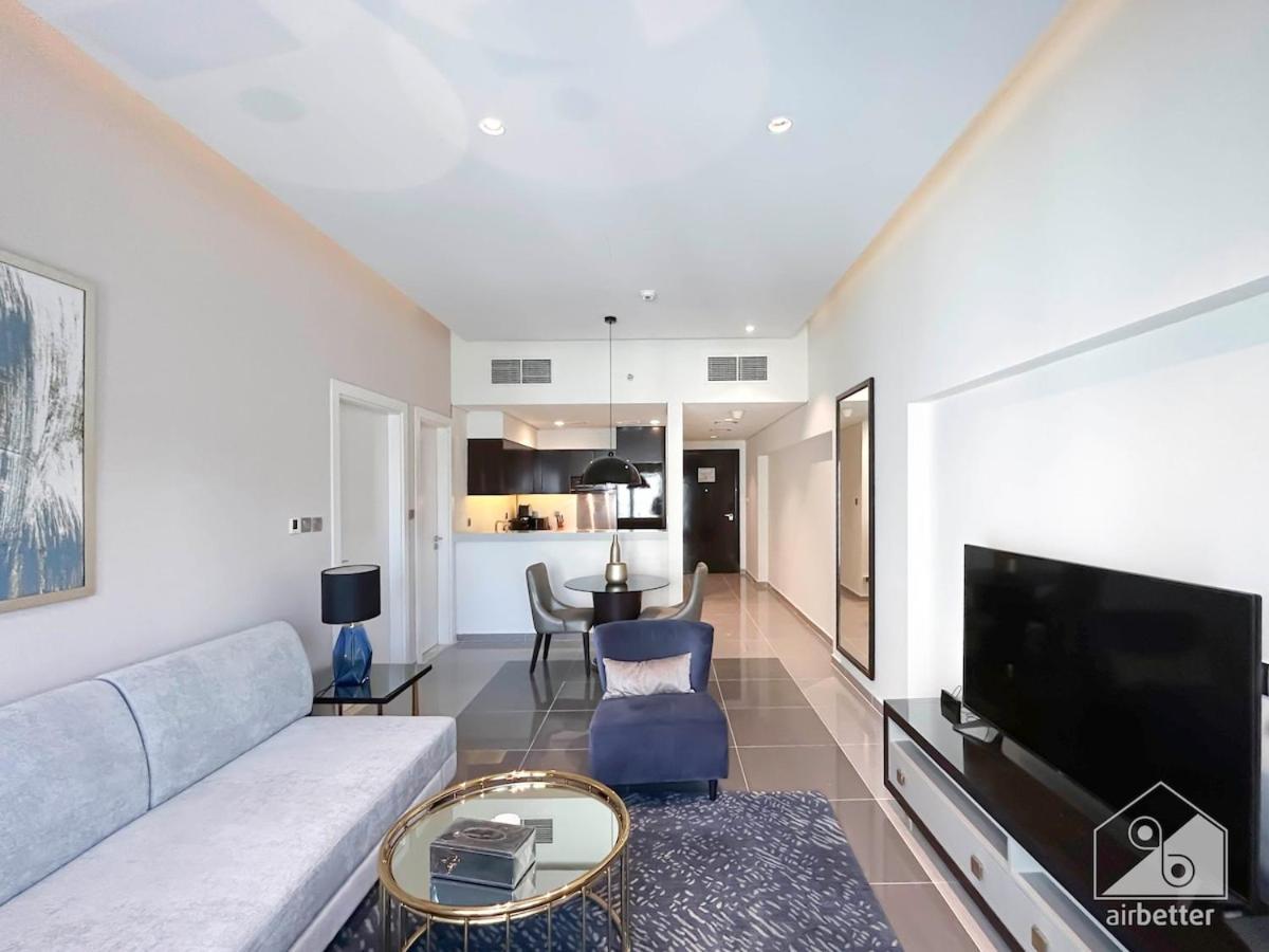 Luxury Stay At Damac Majestine With Balcony & Views ドバイ エクステリア 写真